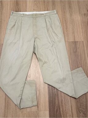 Dickies Men’s Worn Tan Khaki Chino Pants size 38x32